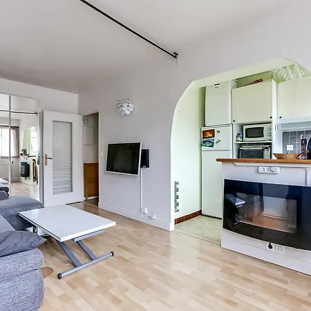 Apartment The Champs-elysees Studio Xviieme Paris
